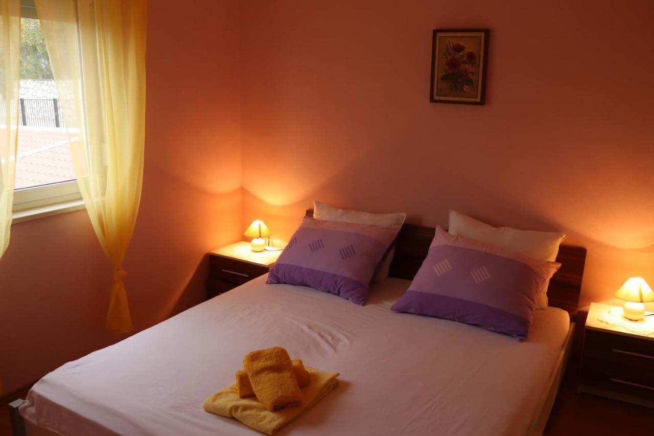 Apartments Vesna Banjol 部屋 写真